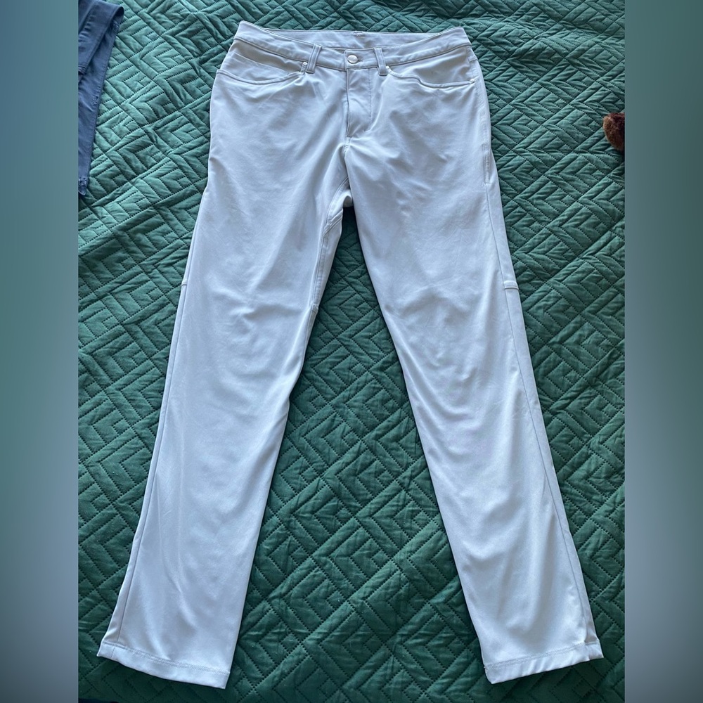 lululemon athletica Cream Chinos Pants Size 29x30